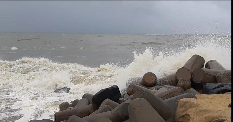 3 Students Rescued in Malpe beach snr