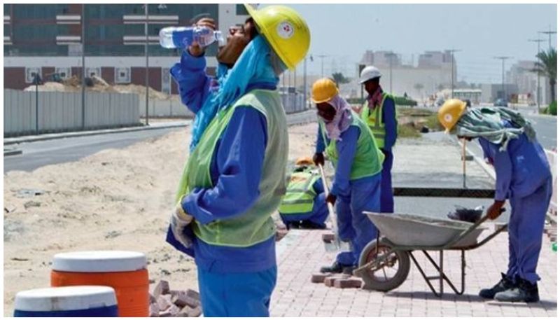 uae announced Midday break for workers