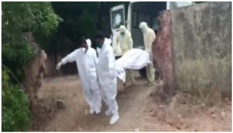 Puducherry first covid dead patients dead body dumped in forest