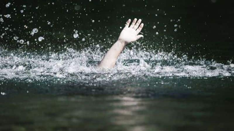 Two People Died in River in Hagaribommanahalli in Ballari district