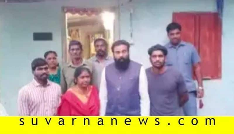 Sriramulu visits domestic workers home in madikeri