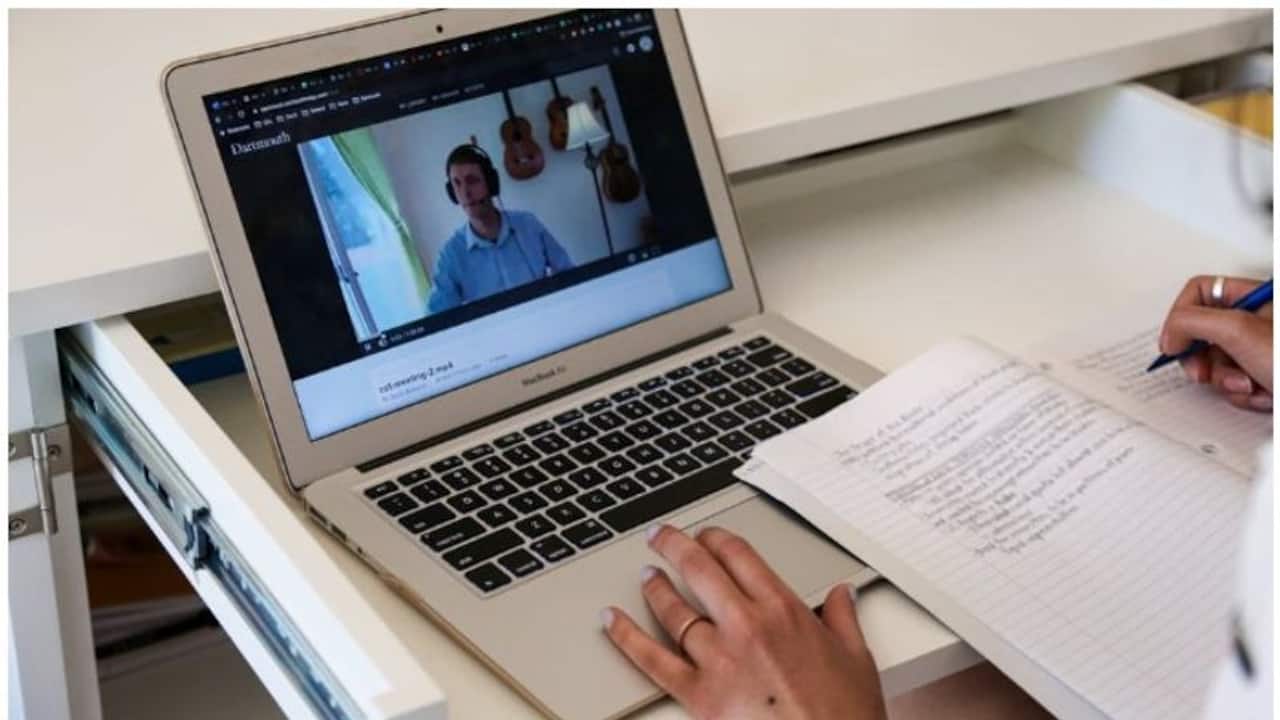 Karnataka: 2nd PU classes on YouTube a big hit with 1.6 lakh subscribers