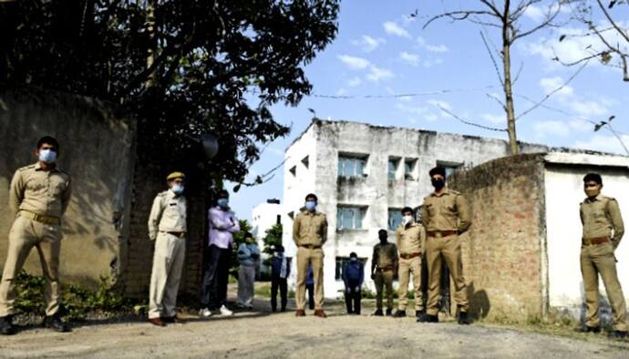 জলের ট্যাঙ্কে ফিনাইল মিশিয়ে পুলিশ হত্যার চেষ্টা, শেষরক্ষা হল না হিজরে-বেশী দুষ্কৃতীদের