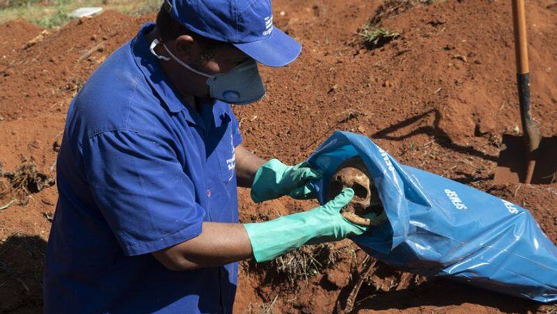 Coronavirus Sao Paulo to dig up past graves to free space amid rising COVID-19 deaths in Brazil