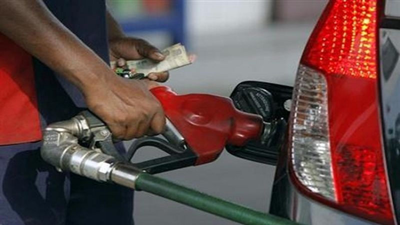 Diesel cross 80 rupees per 1 litre for the first time in Delhi