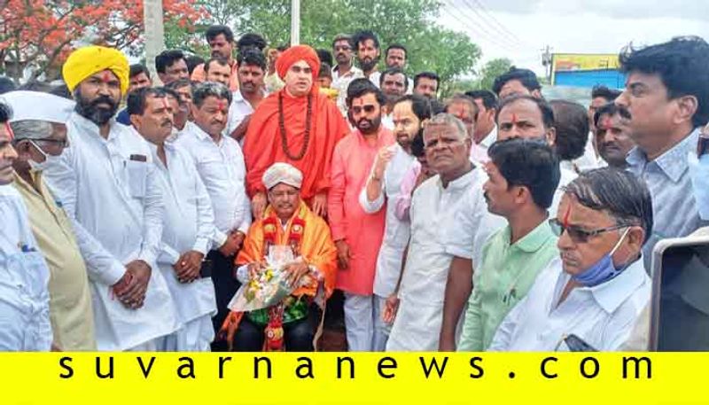 Muslim Man Donate His Land for Chennamma Circle in  Sindagi in Vijayapura district