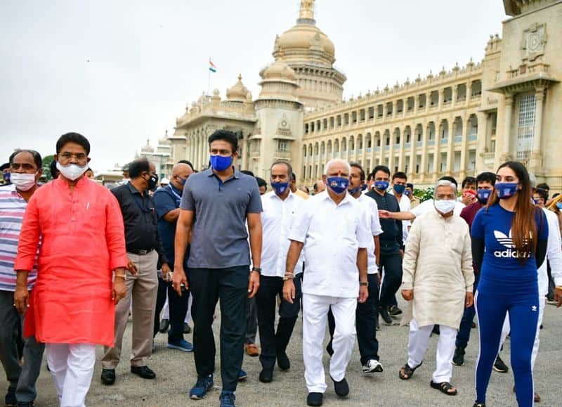 Coronavirus Karnataka observes Mask Day, CM Yediyurappa, celebrities spread awareness