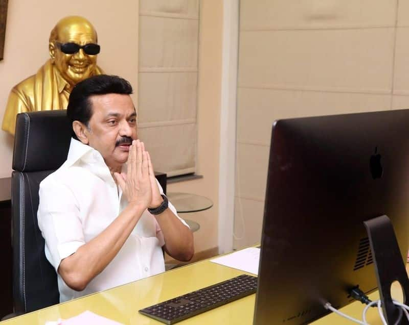 mk stalin new hairstyle amid covid 19 pandemic raises discontent among people on him