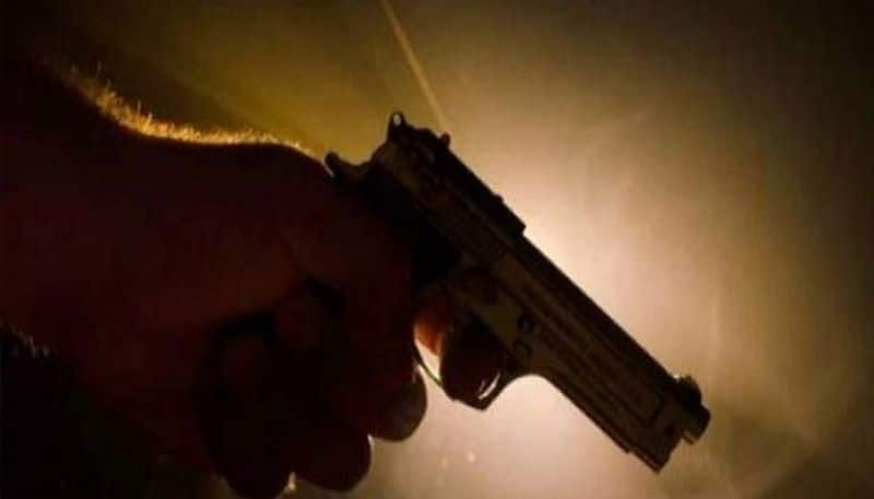 Uttar Pradesh: Panchayat leader stopped on street, shot dead-ycb