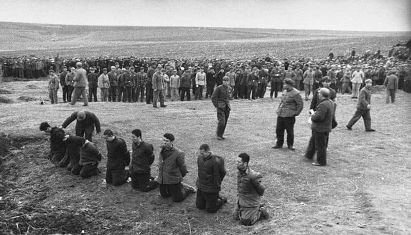 photographer who documented cultural revolution days