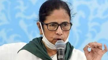 Mamta played Hindu card, announced to give 1 thousand rupees every month to Brahmin priests