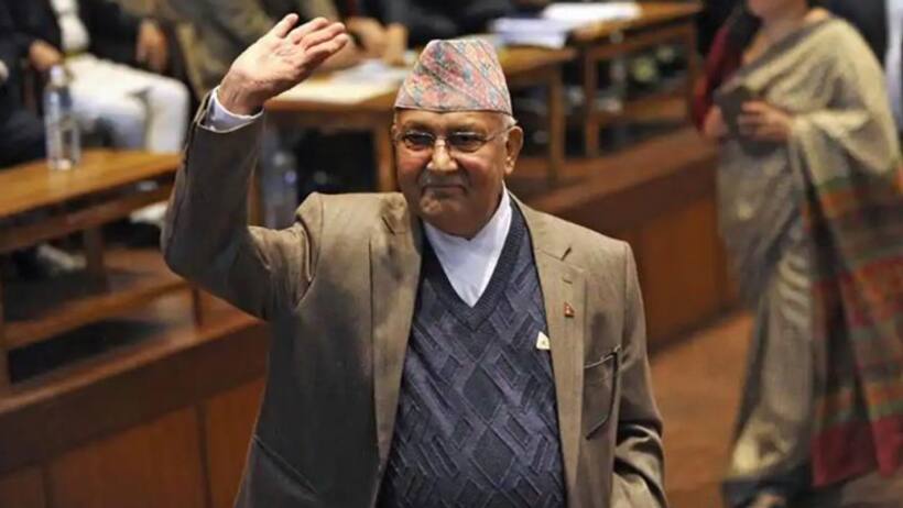 अब सरकार बचाने को और कितना गिरेंगे वामपंथी पीएम ओली, खेला धर्म का बड़ा दांव