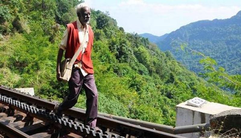 This postman walked 15 kilometer every day to deliver letters