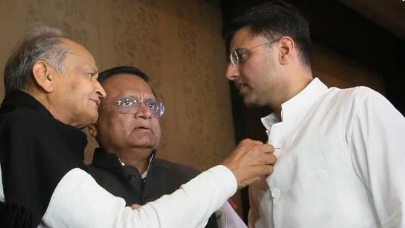 ऑपरेशन लोटस: क्या राजस्थान में कांग्रेस के पायलट बन गए हैं सिंधिया, मानेसर में कांग्रेस के 24 विधायक