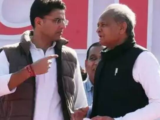 Gehlot government in Rajasthan in minority, claiming support of 109 but MLAs only 99!