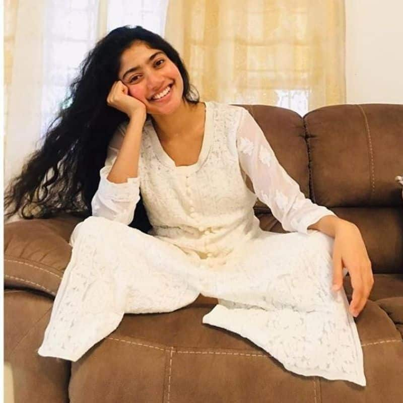 Mollywood sai pallavi demands 2 crores remuneration for nani film vcs