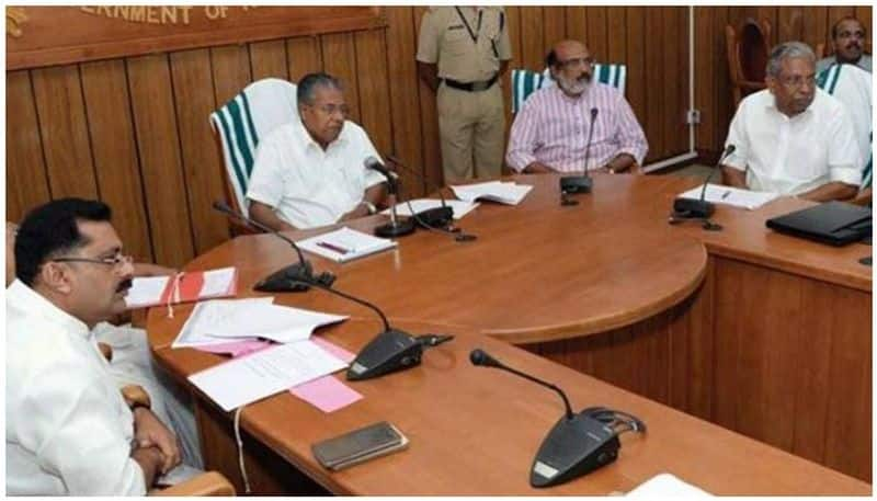 Covid patients may cross 5,000 in each districts by August month, kerala cabinet meeting