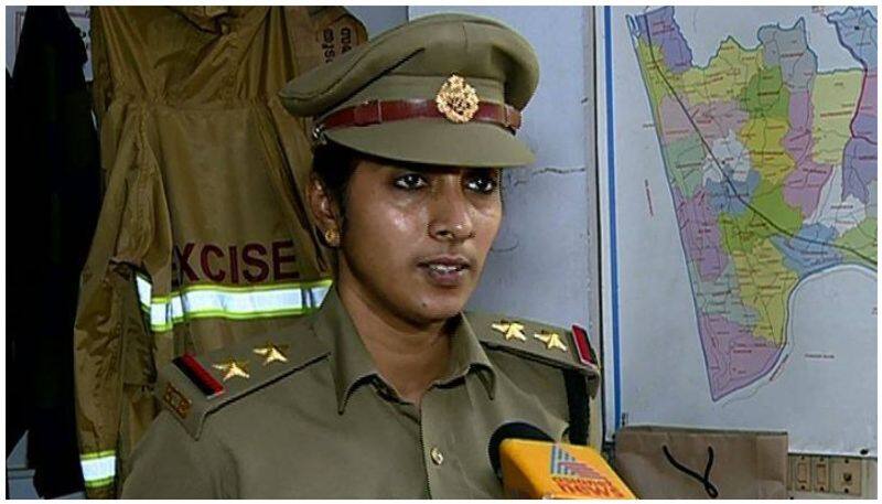 states first women excise inspector took charge in Kerala