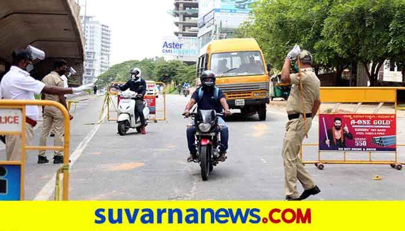 Kalaburagi Sunday Lockdown Police Use Lathi Against Errant