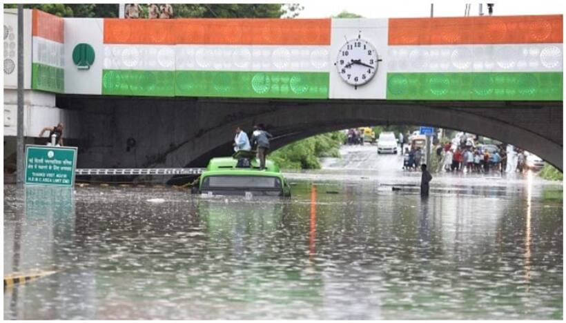 सरकार थपथपाए पीठ और झमाझम बारिश ने खोल दी पोल