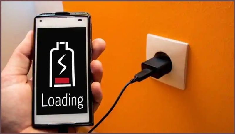 A hack called BadPower can corrupt your fast charger and wreck your smartphone