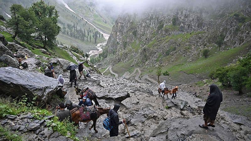 Jammu and Kashmir L Governor Manoj Sinha  launch  online helicopter booking portal for Amarnath yatra ckm