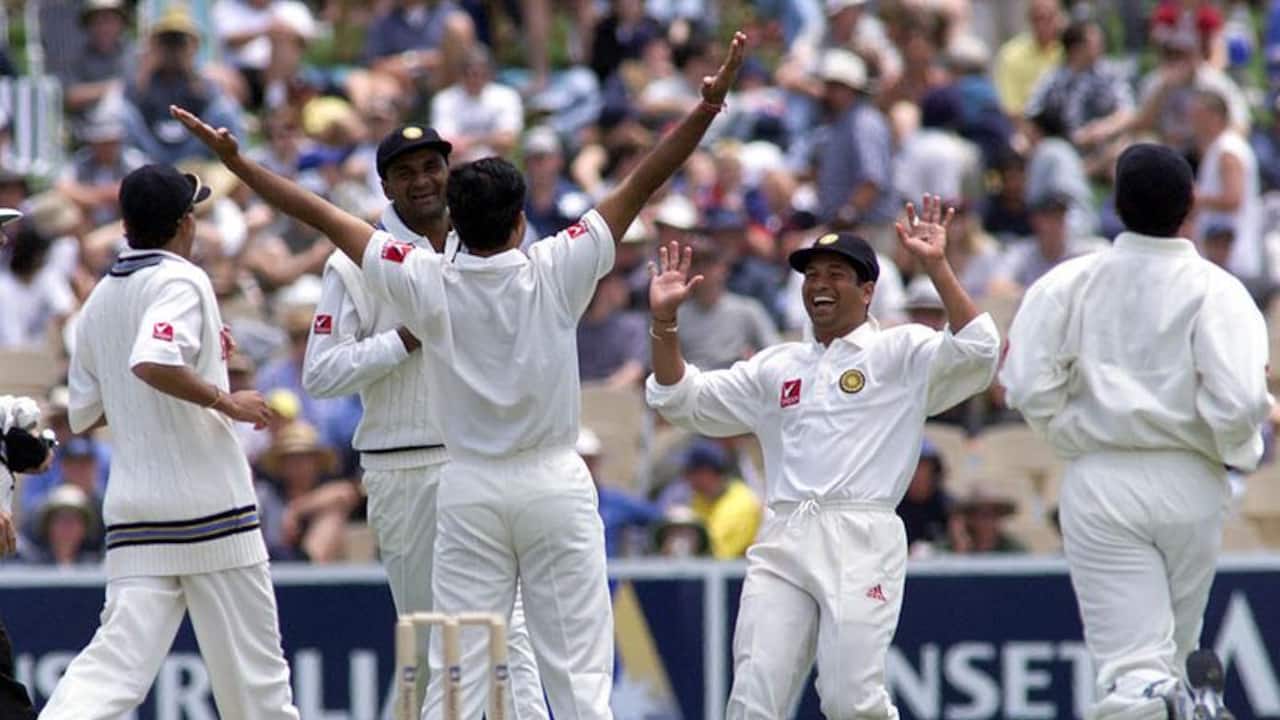 <p>Team India gets set for a daunting task ahead, as it takes on Australia in the Boxing Day Test, at the Melbourne Cricket Ground (MCG), from Saturday. India is trailing the four Test series 0 1, as it looks to defend the Border Gavaskar Trophy successfully, it won during its last visit, in 2018 19.</p>
