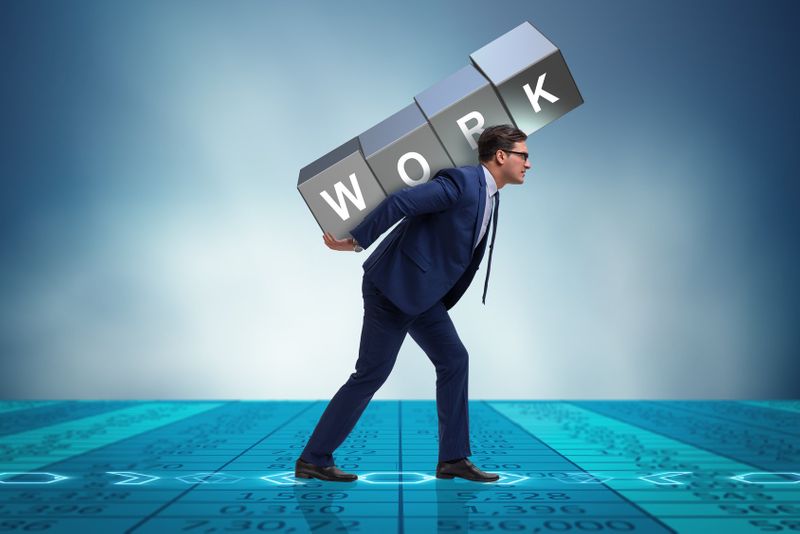 Are you a workaholic? Working for more than 55 hours per week can increase 35% higher risk of a stroke RBA