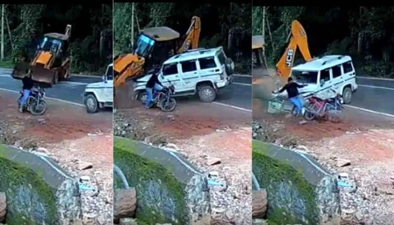 JCB And Bolero Crash Viral Video Remembering Some Important  Road Safety Tips