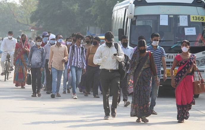 করোনা সংক্রমণ রুখতে 'হার্ড ইমিউনিটি' সম্ভব নয়  এই দেশে,  ভবিষ্যতের জন্য তোলা রয়েছে সেই অস্ত্র