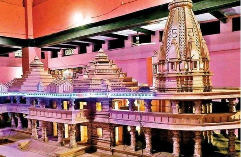 అయోధ్యలో భూమి పూజపై కరోనా ఎఫెక్ట్:అర్చకుడికి పాజిటివ్, వారికి సైతం...