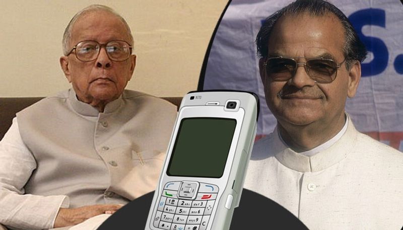 25 Years ago First Mobile Phone Call Was Made in India between Sukh Ram and Jyoti Basu