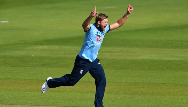 England won by 6 wkts vs Ireland in 1st ODI