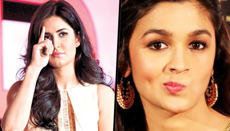 <p>After breaking up with Ranbir Kapoor, Katrina Kaif is enjoying her singlehood with her sisters and friends. She has also devoted herself to fitness and is pushing her fans to do that same through videos and pictures of her workouts.<br />
</p>
<p>After breaking up with Ranbir Kapoor, Katrina Kaif is enjoying her singlehood with her sisters and friends. She has also devoted herself to fitness and is pushing her fans to do that same through videos and pictures of her workouts.<br />
</p>