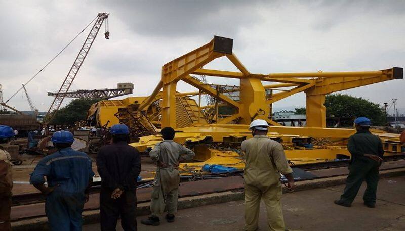 Two dead in Visakha Hindustah Shipyard crane accident