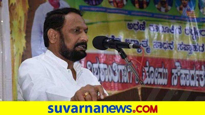 Puttaraj Gavayi name for gadag bus station snr