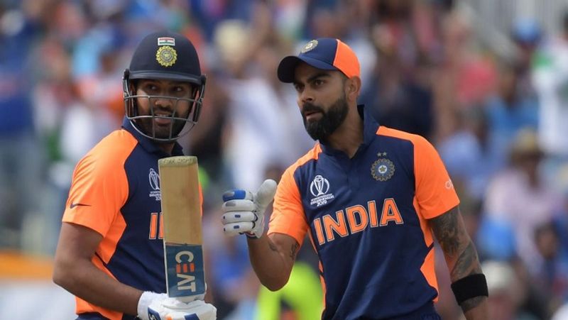 rohit appaluds rahul but fans says he trolled virat