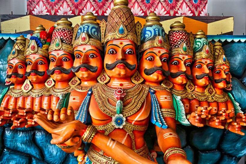 सोशल मीडिया में चल रहे तरह तरह के प्रयोग, इस दशहरा मोबाइल से होगा रावण दहन
