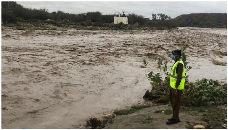 heavy rain in the Southern parts of saudi