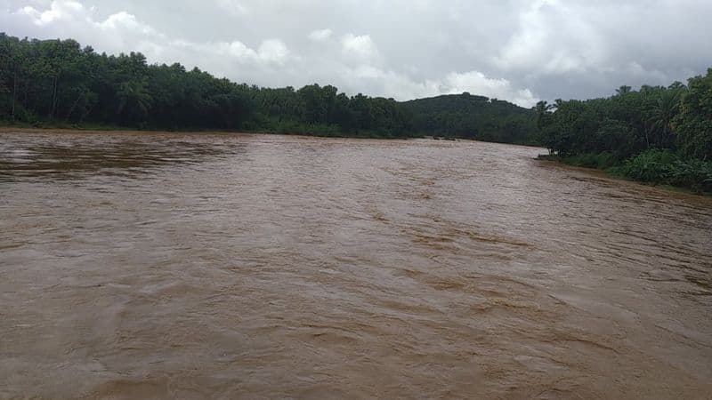 NDRF Team Protect Shepherd in Flood in Yadgir District