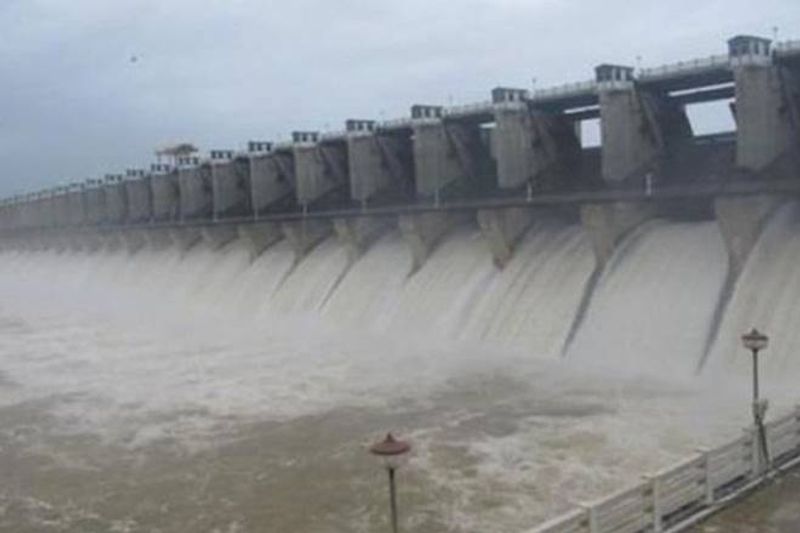 Heavy Monsoon Rain Tungabhadra Dam Filled Up