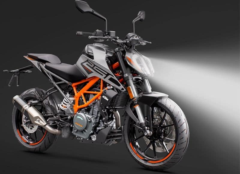 BS6 KTM 250 Duke launched with LED Headlamps in India