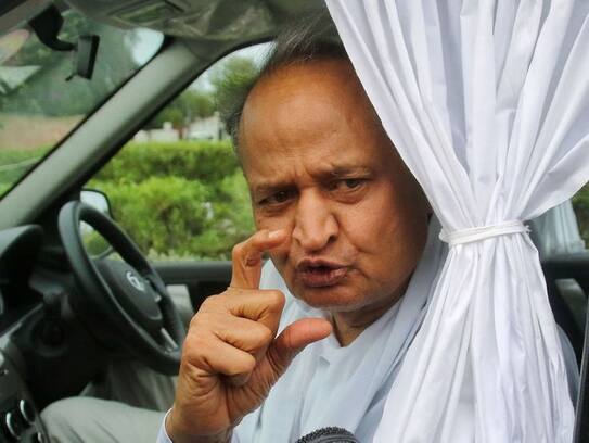 Learn how Ashok Gehlot is ending the political roots of the pilot, played big bets