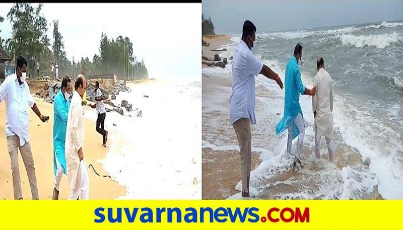 home minister basavaraj bommai caught in waves at padubidri beach