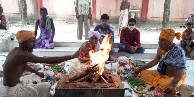 Labpur residents in Birbhum fast and pray for Pranab Mukherjees recovery-dbr