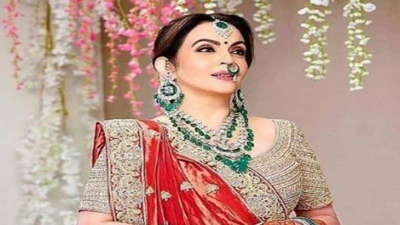 Nita Ambani 8 Luxury cars collections costs 3 to 8 crore rupee