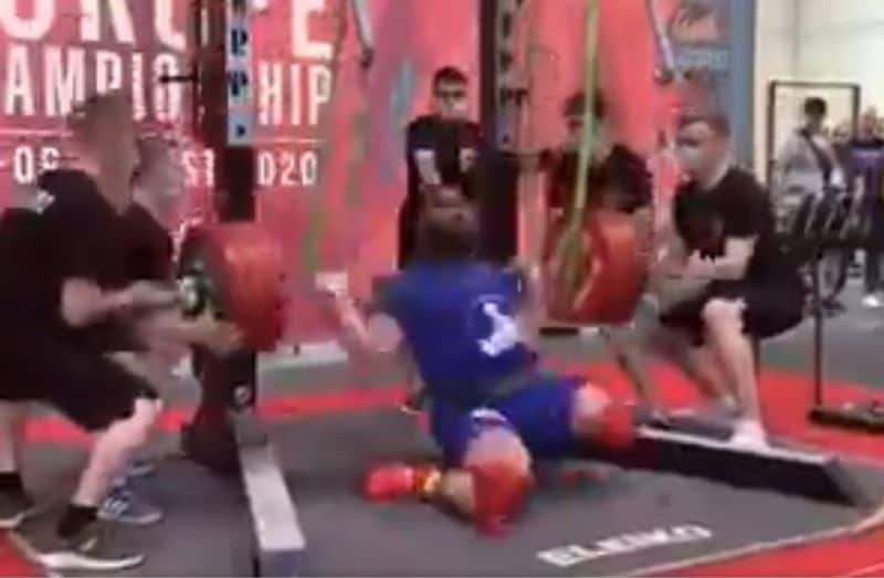 Russia Power lifter broke both his knee while trying to lift nearly 900 pounds