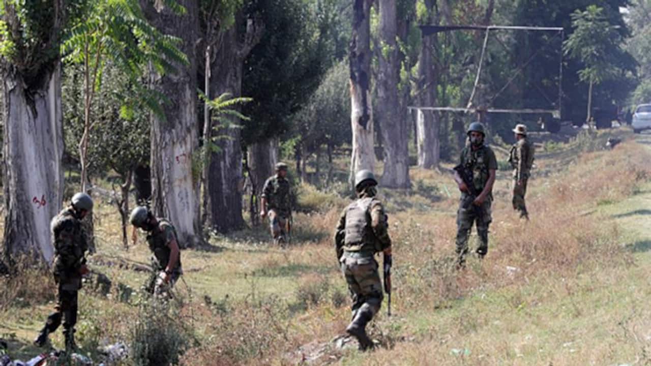 jammu Kashmir Terrorists fired on a joint naka party of CRPF and Police