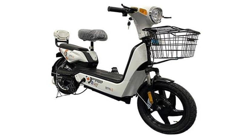 electronic brand Detel has launched world's cheapest electric two-wheeler Detel Easy at Rs 19,999