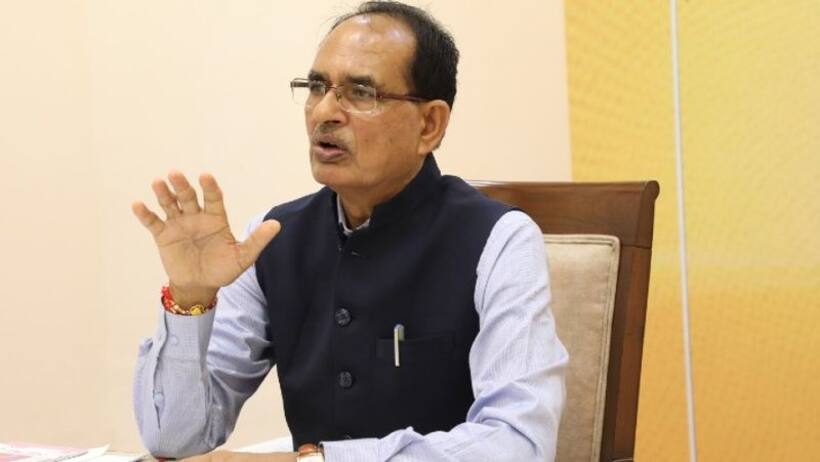 कैबिनेट विस्तार के बाद अब जिलों के बंटवारे पर  उलझी शिवराज सरकार, सिंधिया खेमे ने फंसाया पेंच
